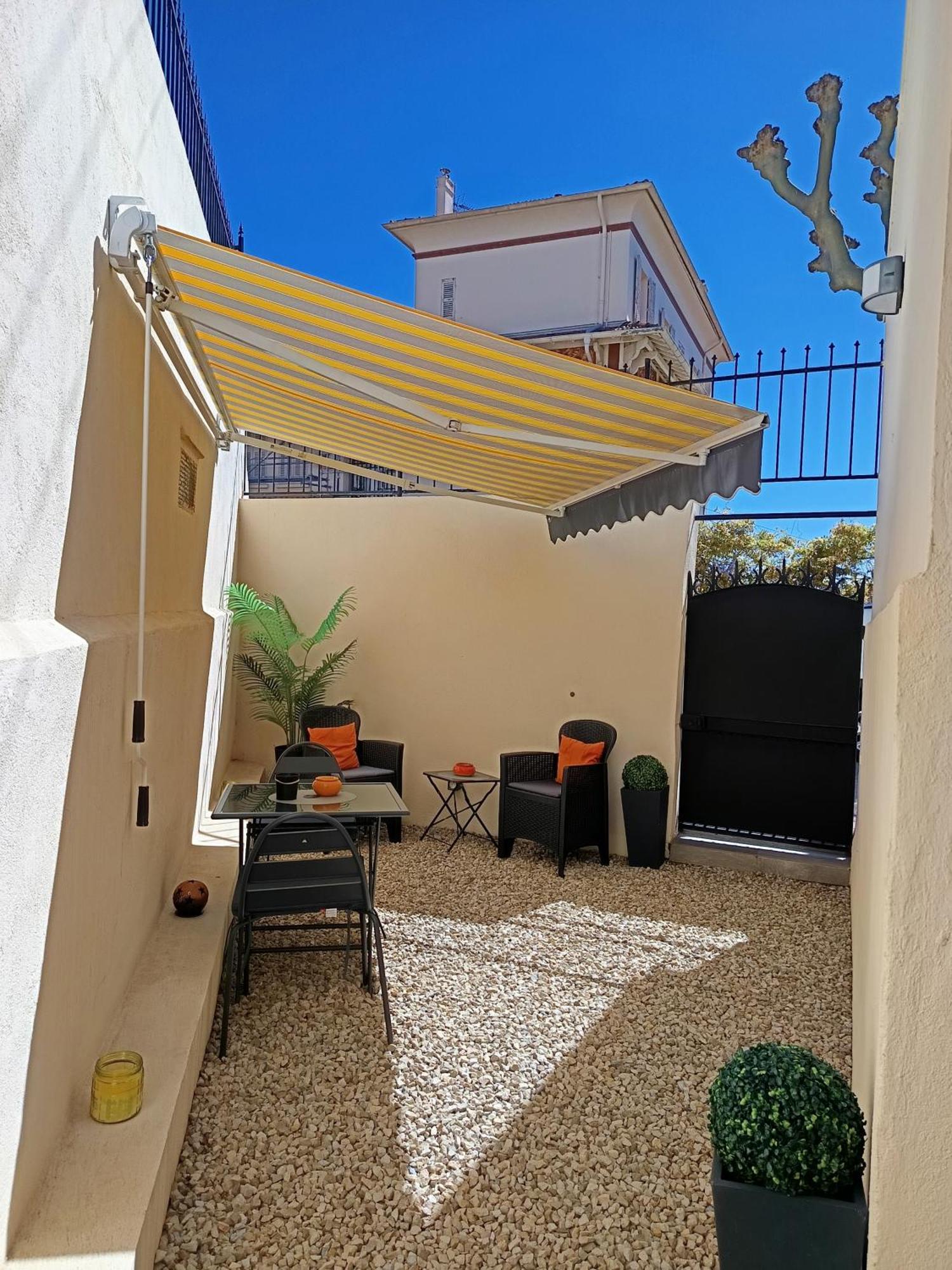 Coquet 2 Pieces Entierement Renove Et Climatise Apartment Кан Екстериор снимка